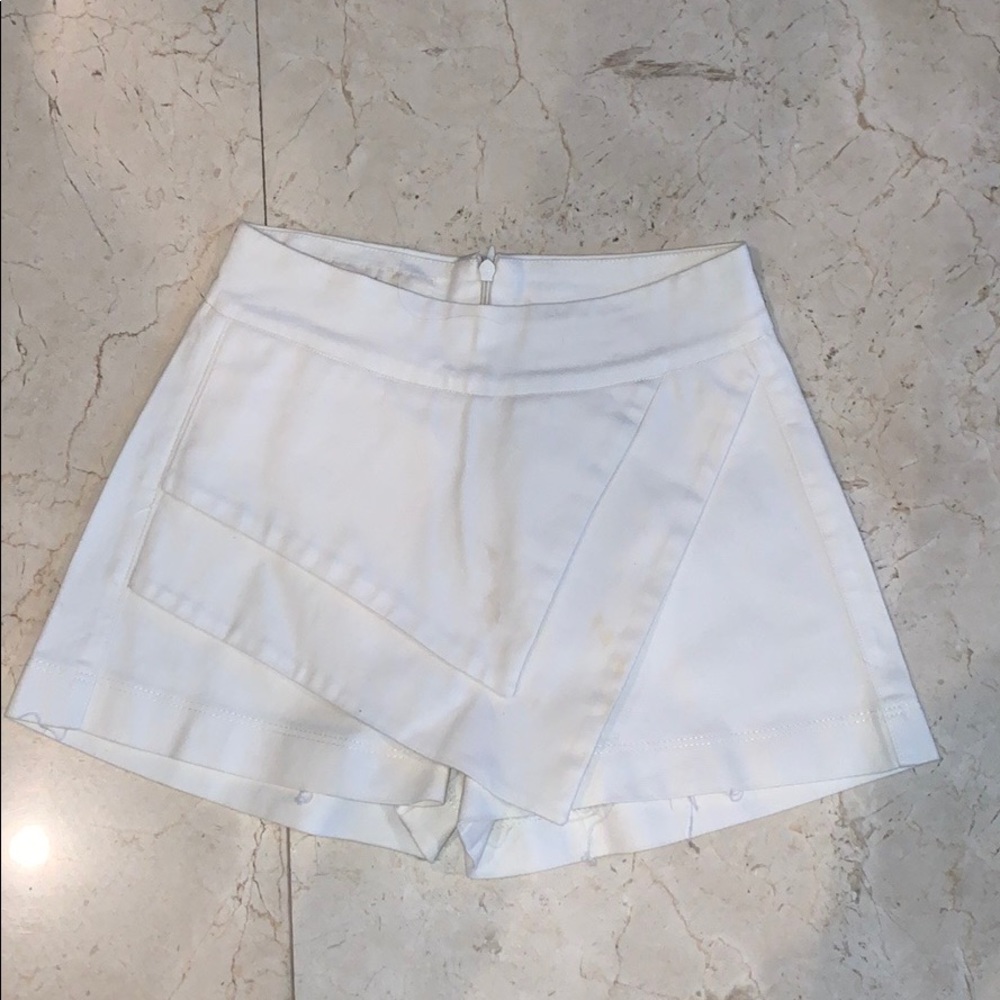 White/Cream/Beige Skort